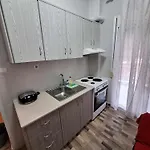 Kalliani House Kiki Apartment *