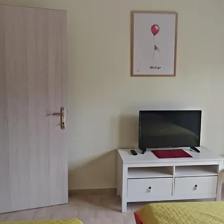Kalliani House Kiki فلوغيتا
