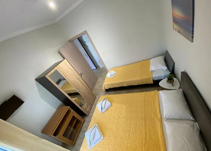 Kalliani House Kiki * Flogita