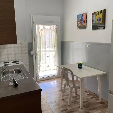 Kalliani House Kiki Daire Flogita