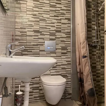 Daire Kalliani House Kiki *