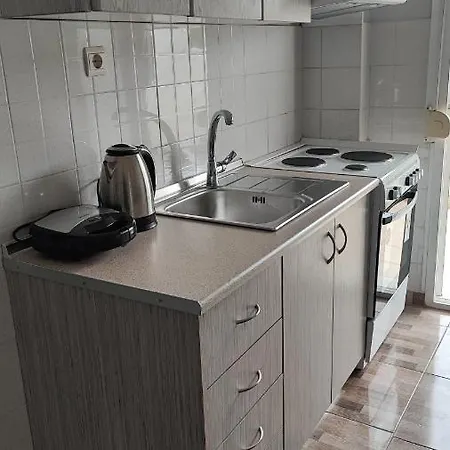 Daire Kalliani House Kiki Flogita