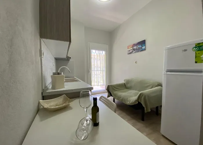 Kalliani House Kiki Apartament